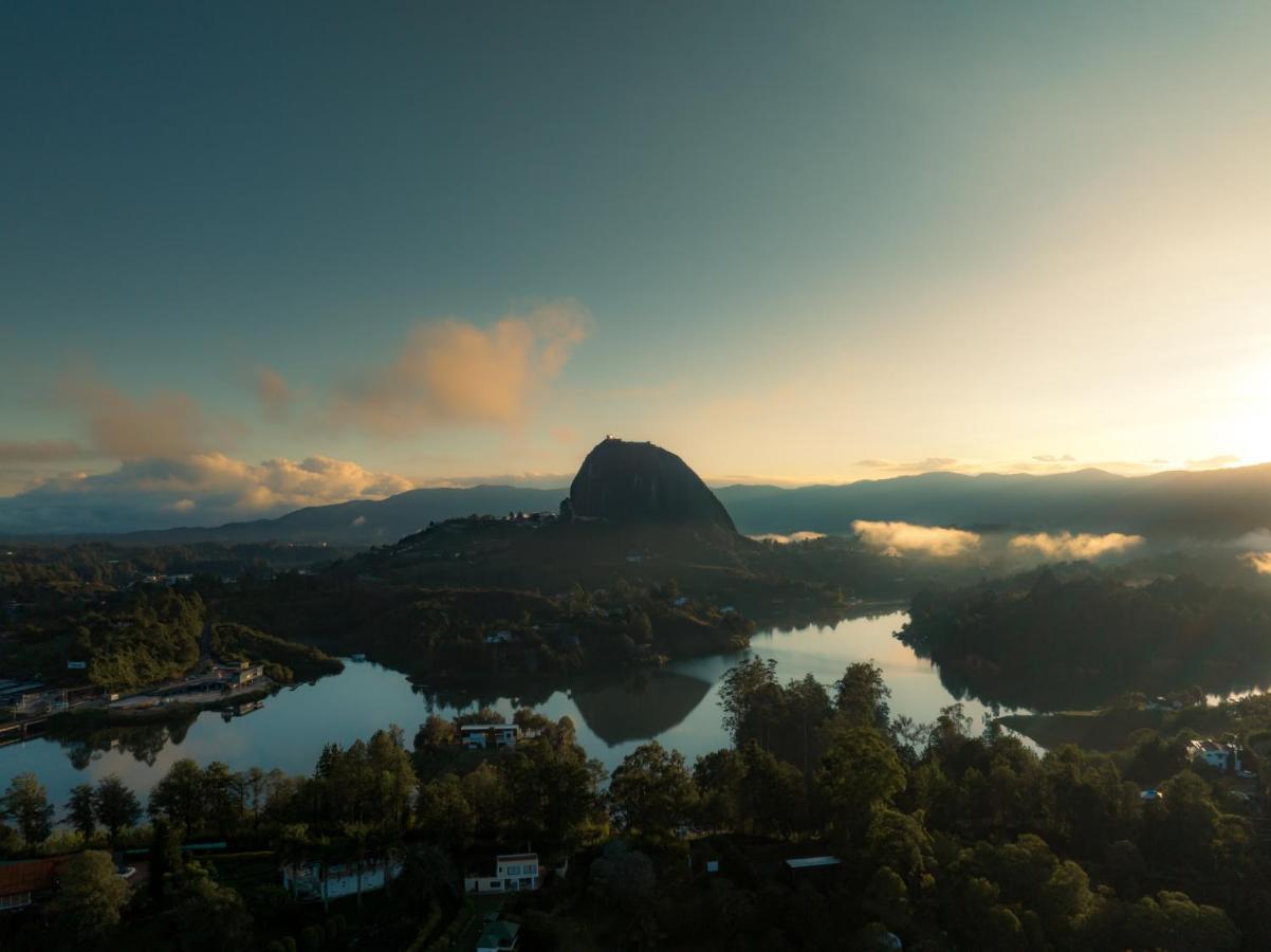The Boato Hotel Guatapé Eksteriør billede Mount Warning