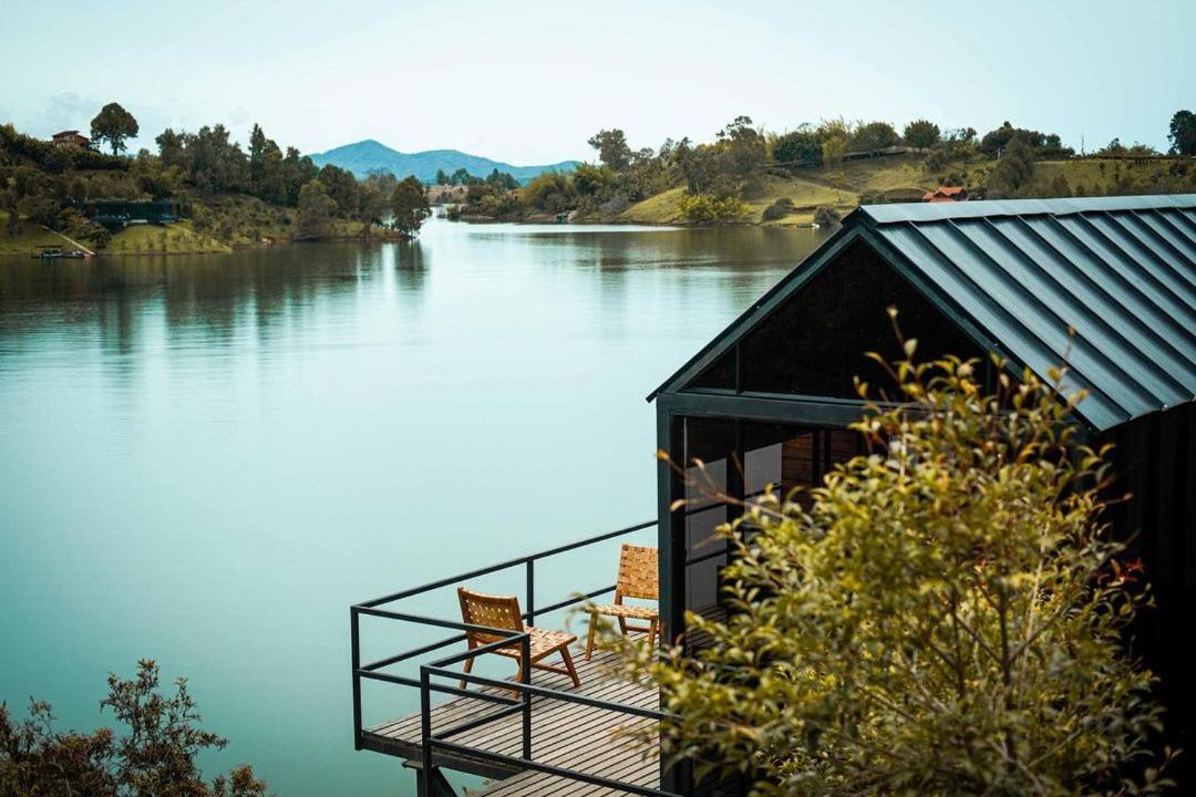 The Boato Hotel Guatapé Eksteriør billede View of the lake from the hotel